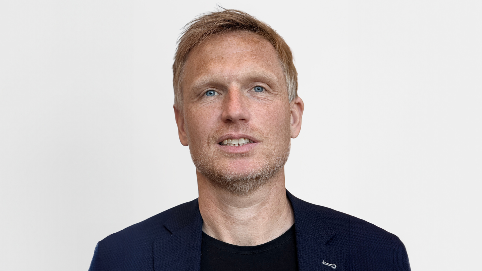 LARS HERMANN TANG